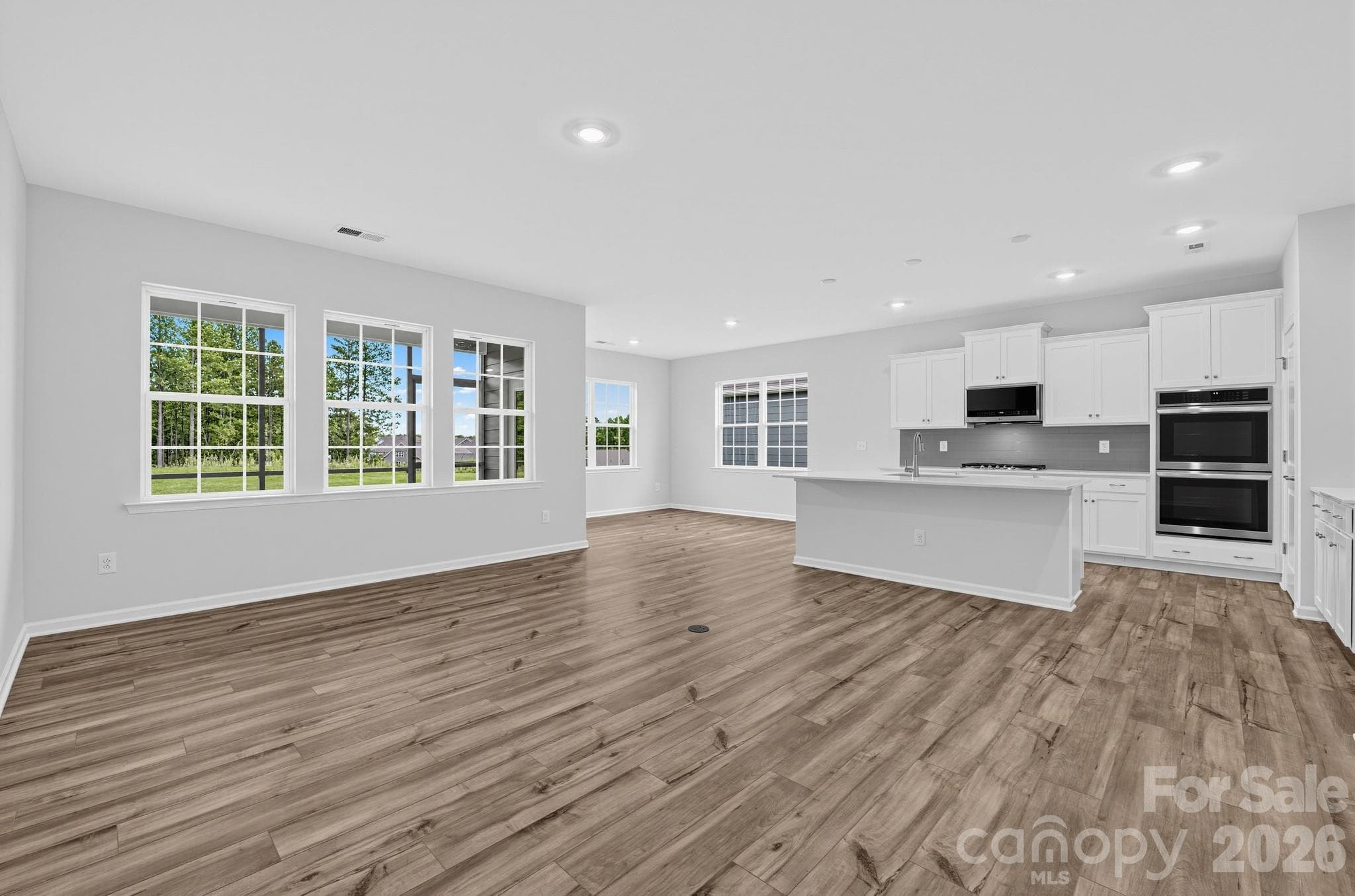 Single Family Residence at 404 Waxhaw Village Road, Lancaster, photo 10 of 28