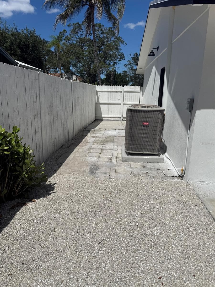 Right Back Side View of Property - 1822 2ND AVE E, BRADENTON