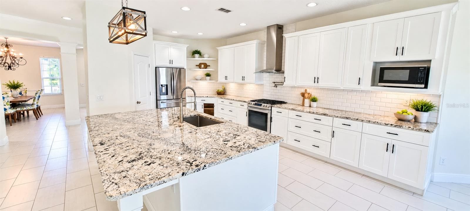 Single Family Residence at 313 MERIN CT, WINTER GARDEN, photo 4 of 33