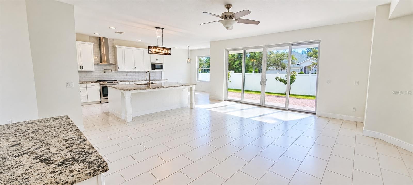 Single Family Residence at 313 MERIN CT, WINTER GARDEN, photo 8 of 33