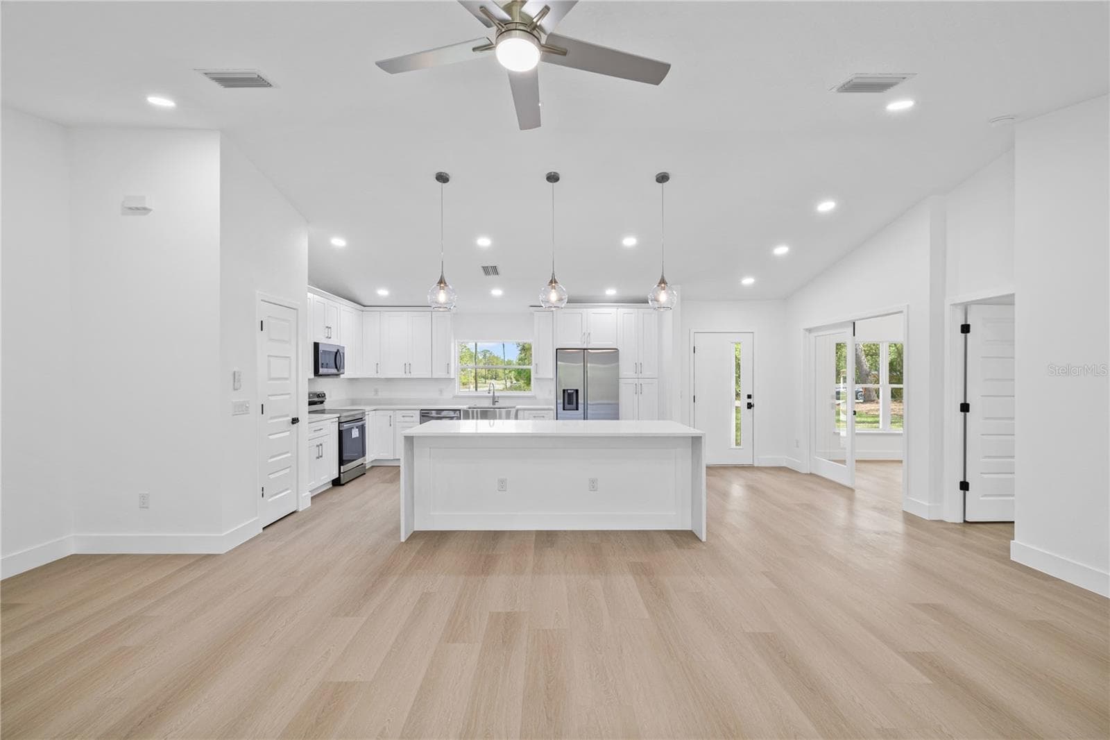 Single Family Residence at 221 W BRIMSON PL, CITRUS SPRINGS, photo 3 of 38