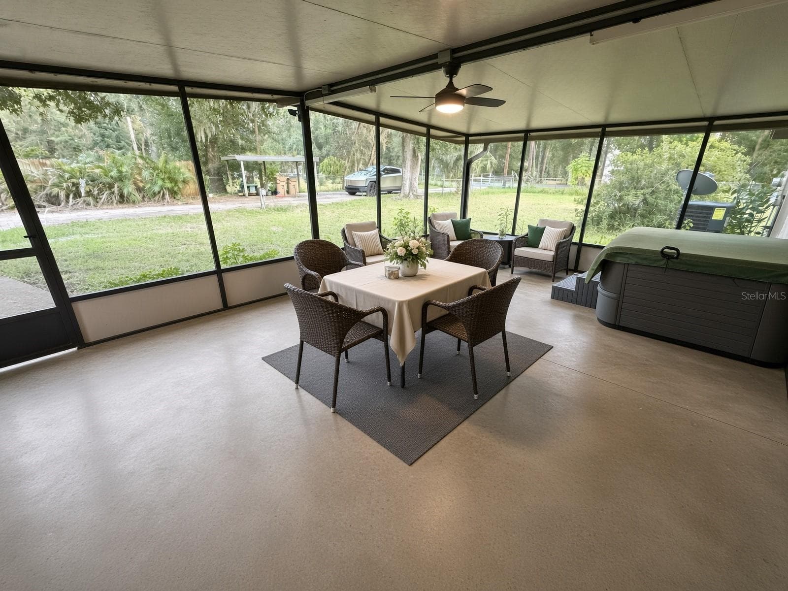 Single Family Residence at 21145 EVERGREEN CT, MOUNT DORA, photo 10 of 38