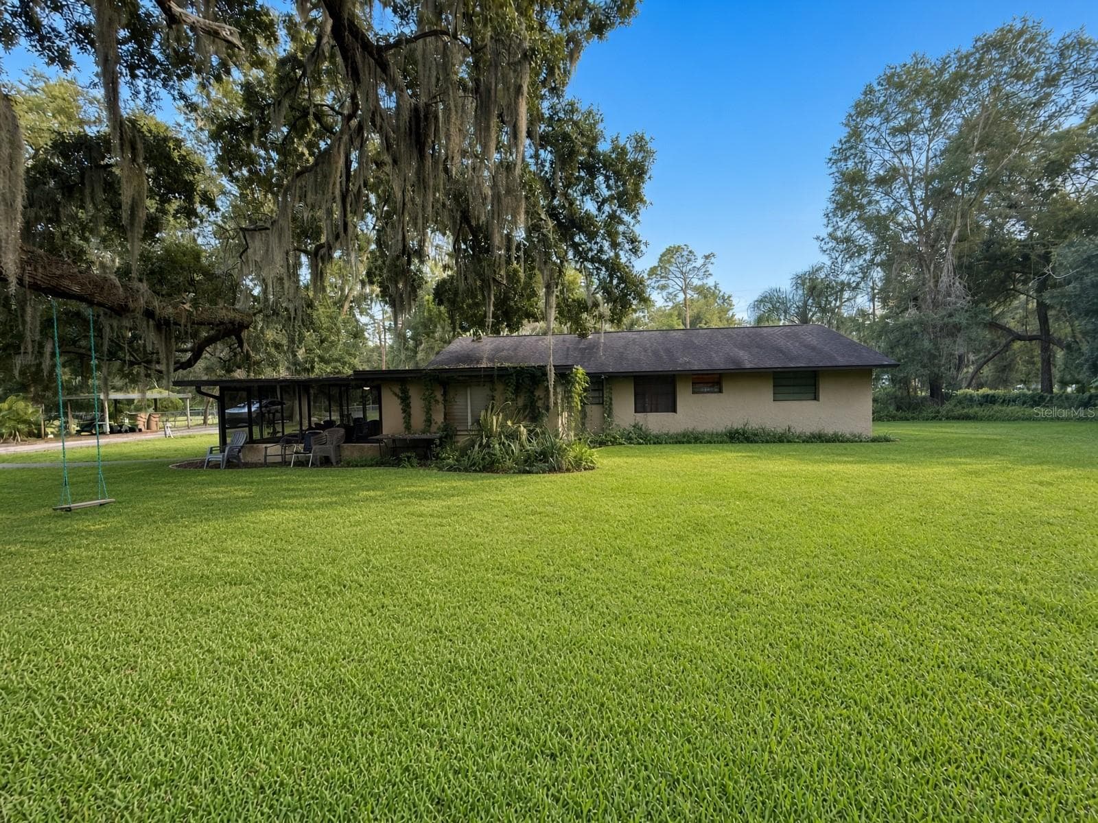 Single Family Residence at 21145 EVERGREEN CT, MOUNT DORA, photo 11 of 38