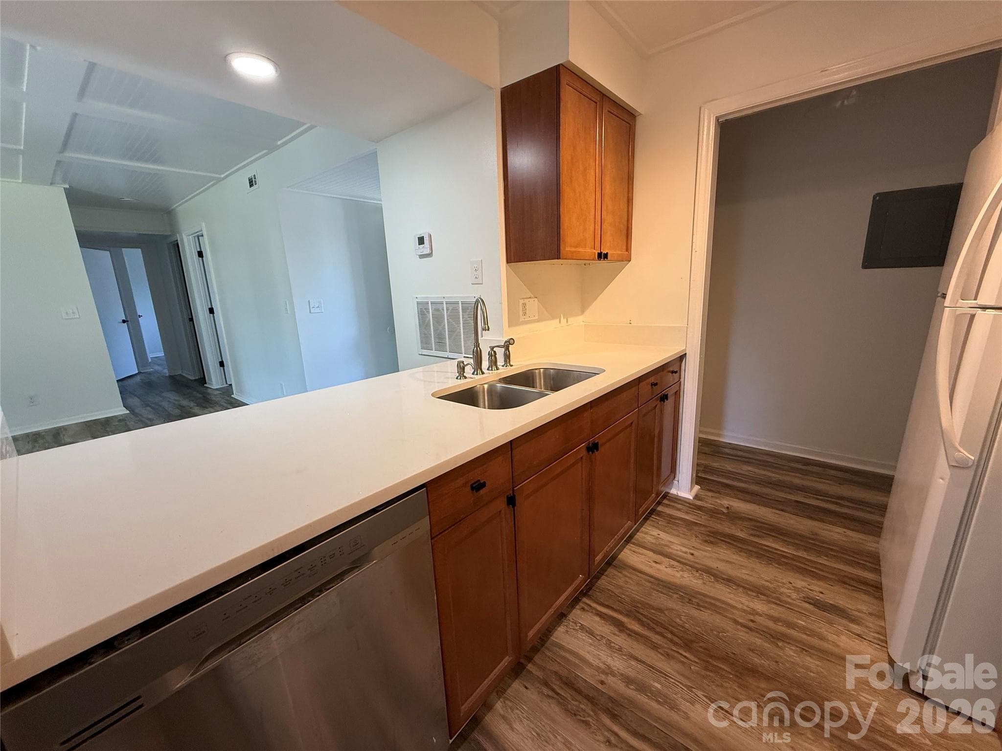 Condominium at Charlotte, photo 4 of 40
