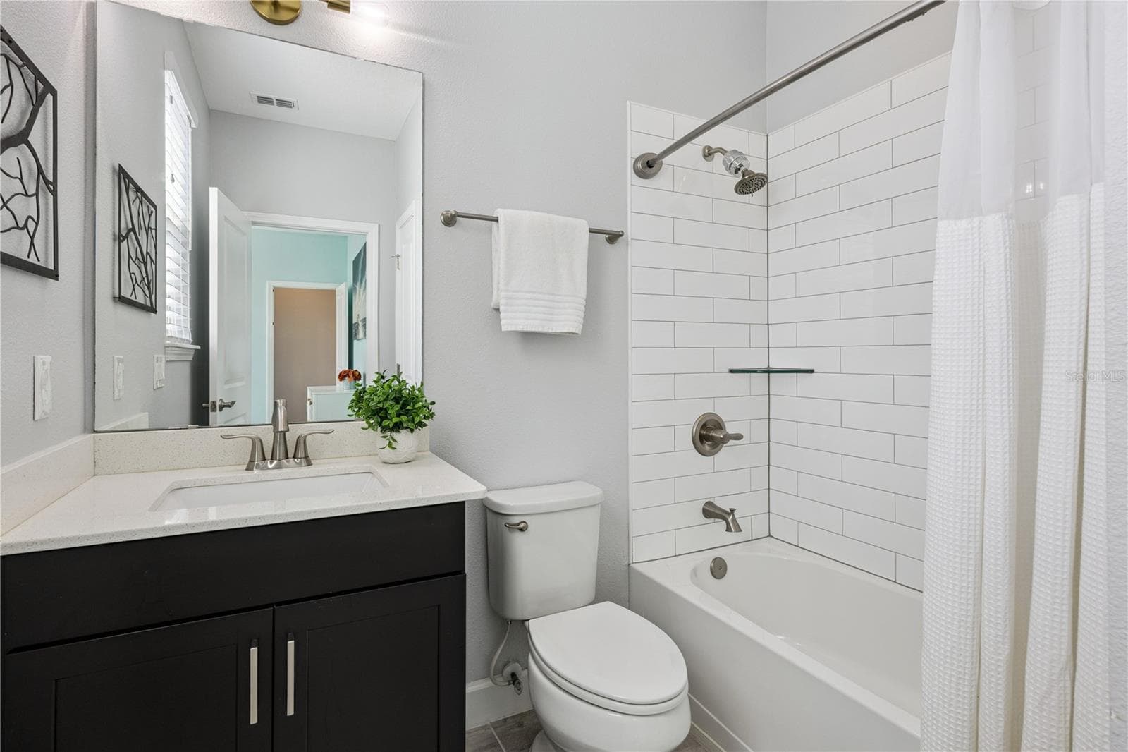 Single Family Residence at 1021 HUNTSPOINT ST, WINTER GARDEN, photo 23 of 70