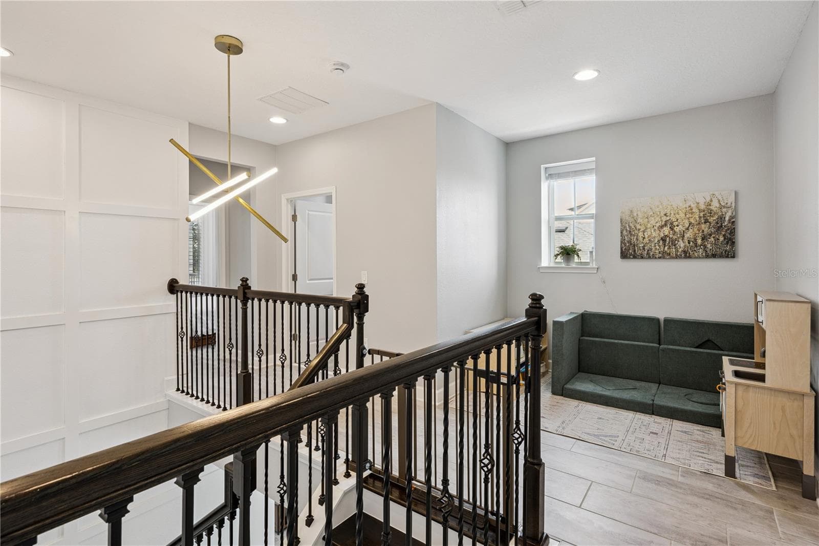 Single Family Residence at 1021 HUNTSPOINT ST, WINTER GARDEN, photo 30 of 70