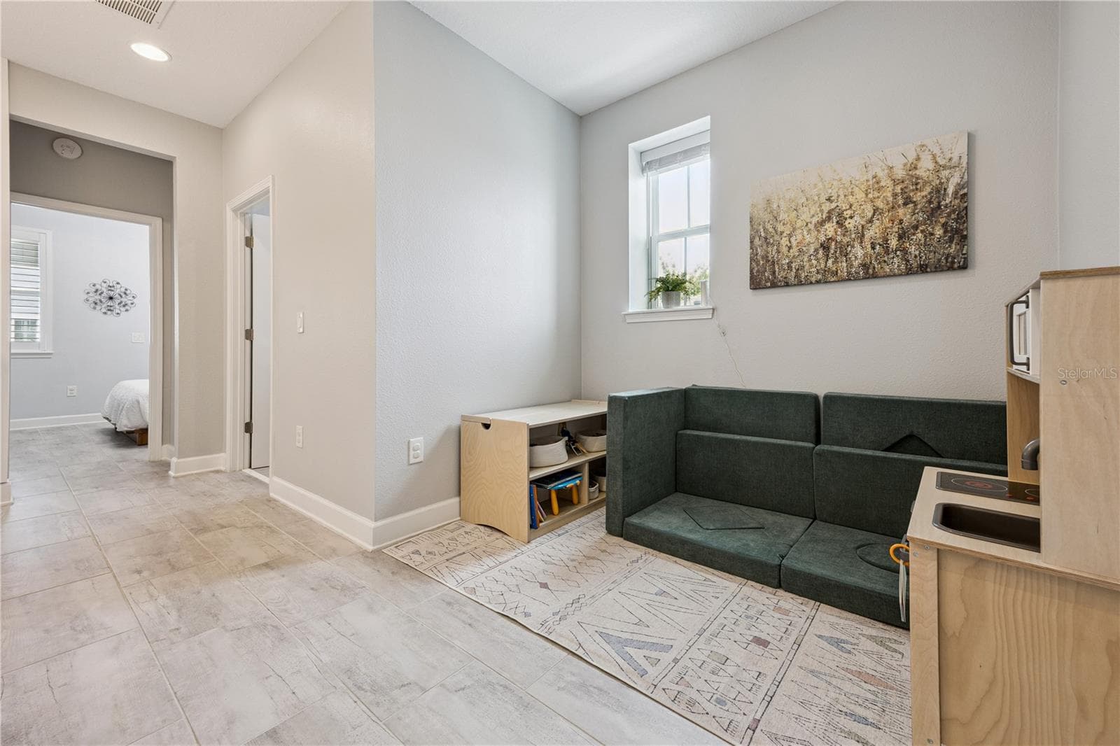 Single Family Residence at 1021 HUNTSPOINT ST, WINTER GARDEN, photo 31 of 70