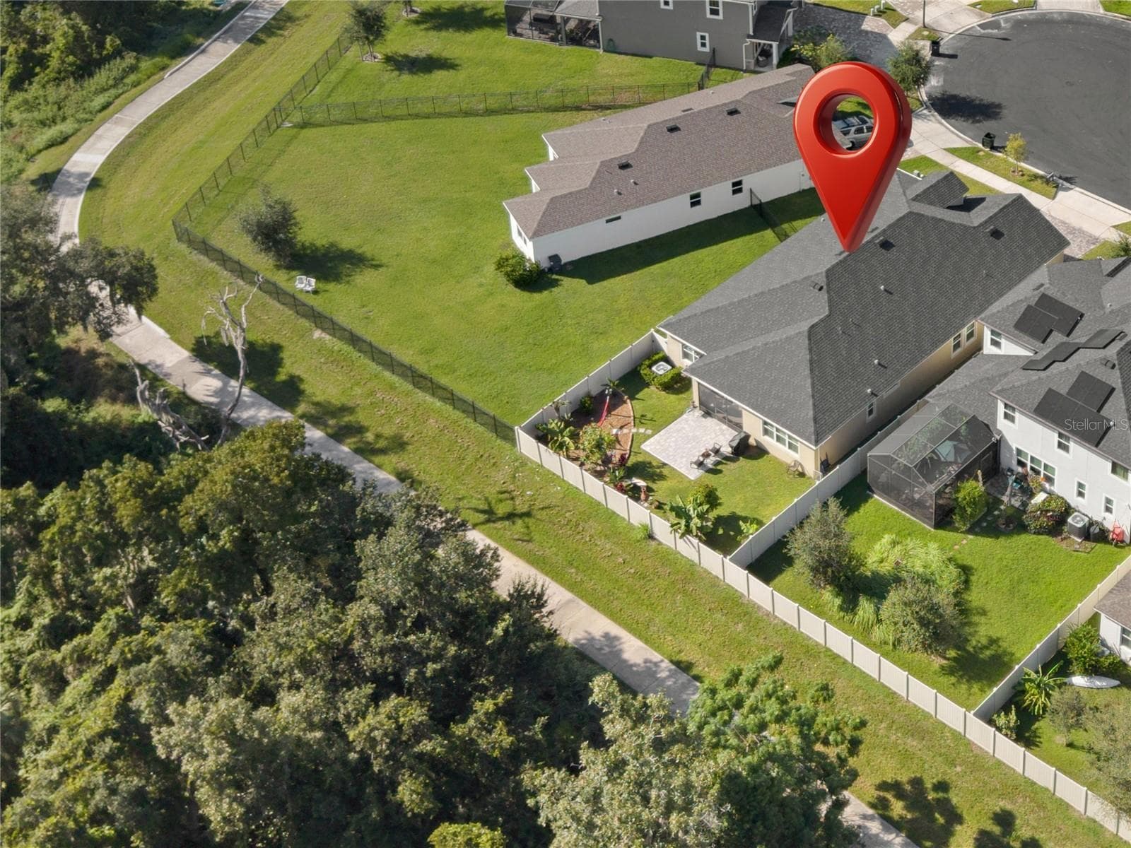 2333 FARNHAM DR