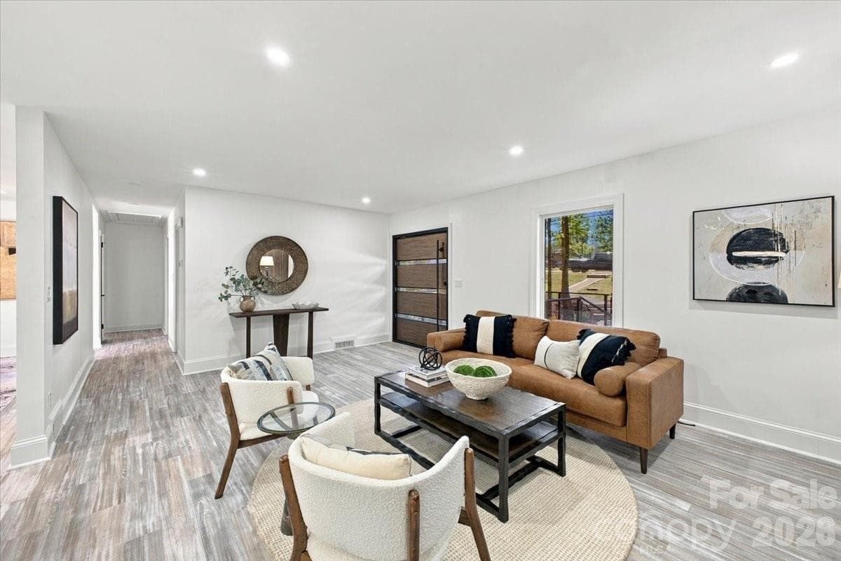 Living Room - 3301 Archdale Drive, Charlotte