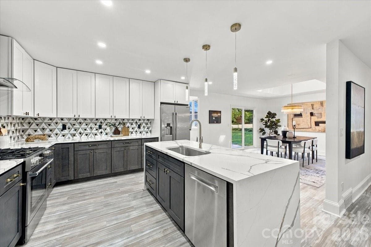 Kitchen - 3301 Archdale Drive, Charlotte