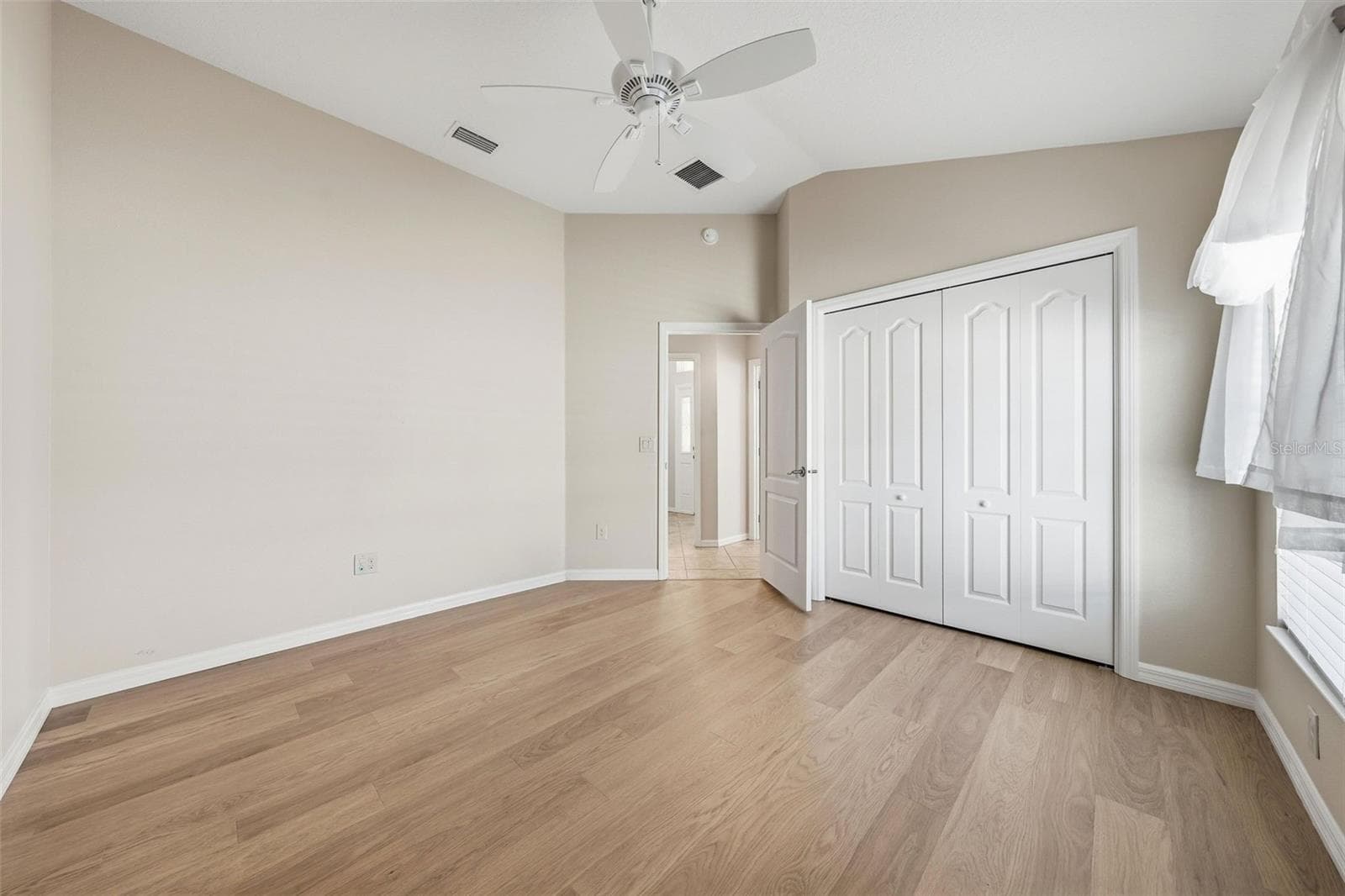 Single Family Residence at 1385 HACKBERRY PL, THE VILLAGES, photo 23 of 42
