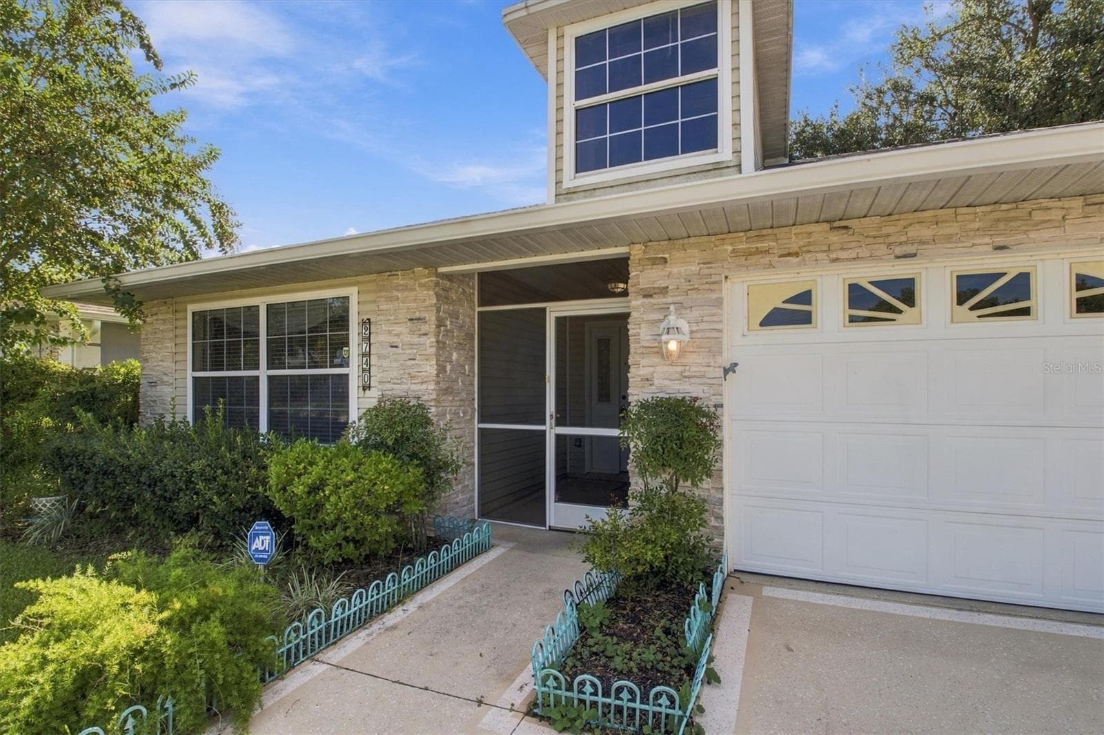 Single Family Residence at 2740 BAY LAGOON WAY, TAVARES, photo 4 of 32