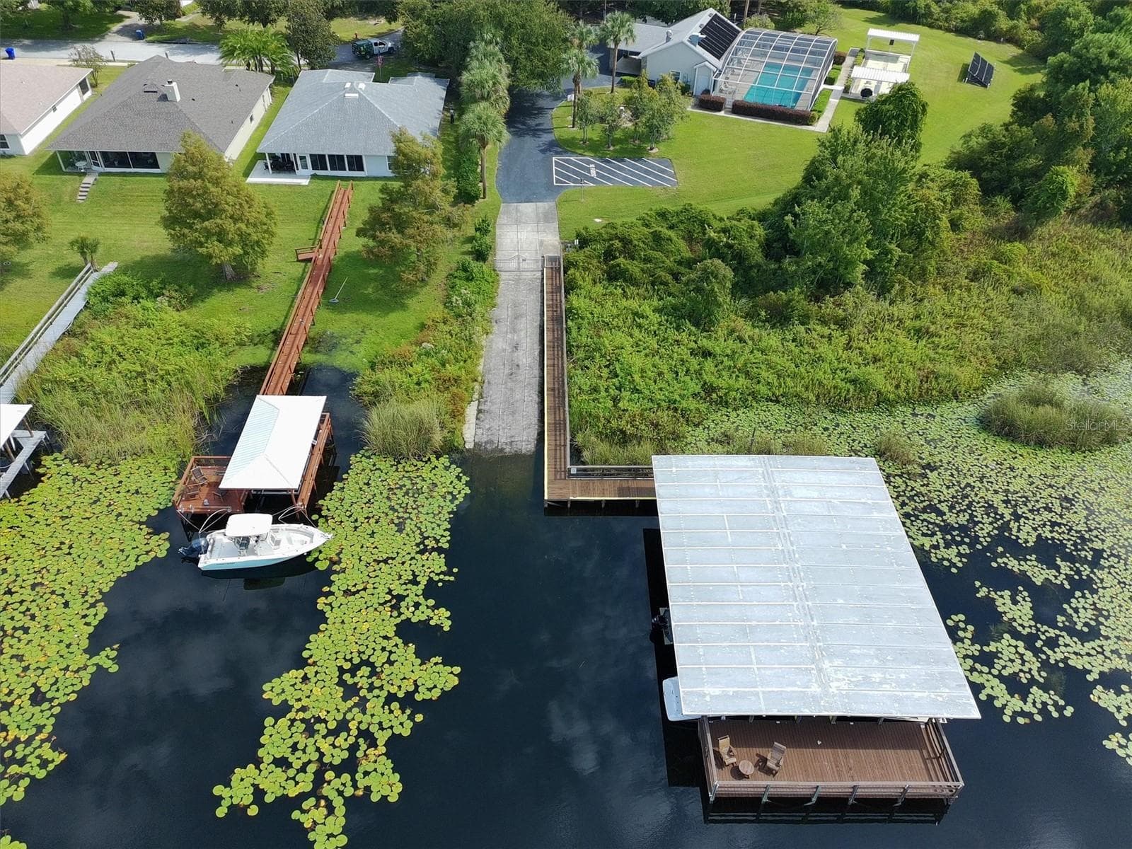 Single Family Residence at 2740 BAY LAGOON WAY, TAVARES, photo 2 of 32