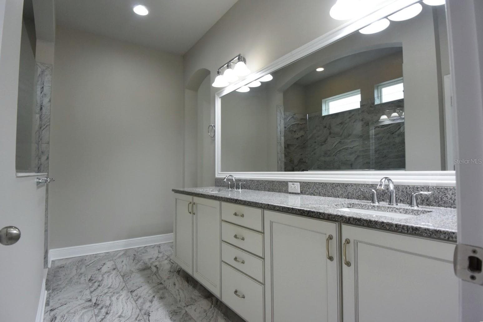 Single Family Residence at 14735 CARAVAN AVE, ODESSA, photo 84 of 104
