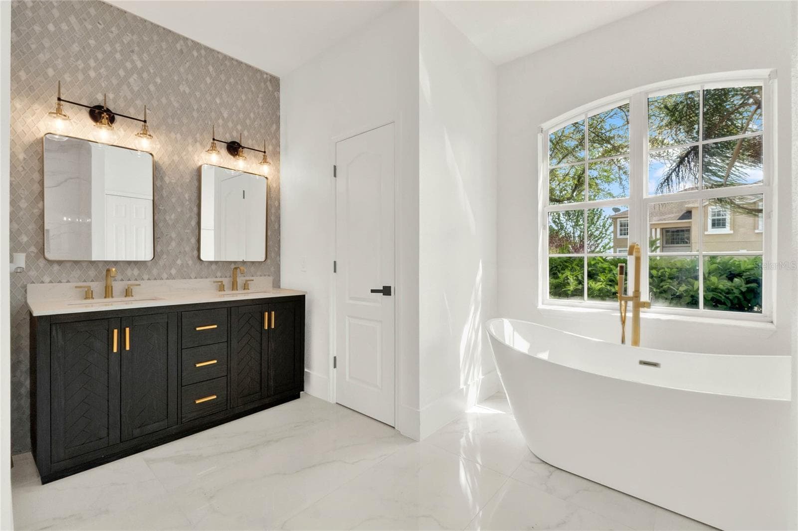 Single Family Residence at 23503 VALDERAMA LN, SORRENTO, photo 35 of 63