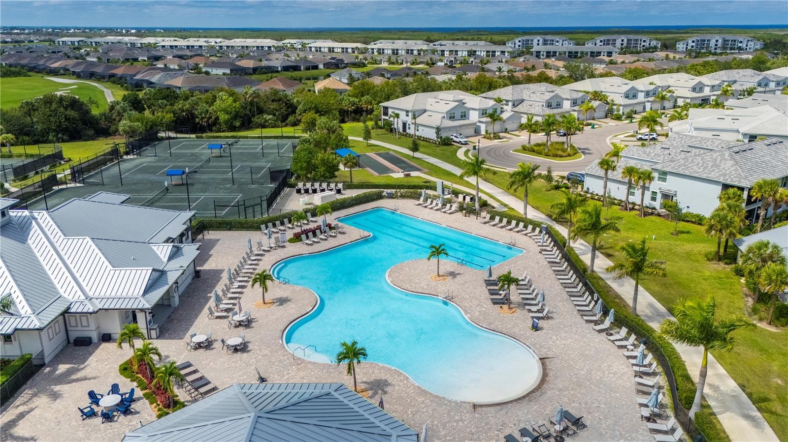 Condominium at 14665 SYCAMORE CT #3412, PUNTA GORDA, photo 60 of 66