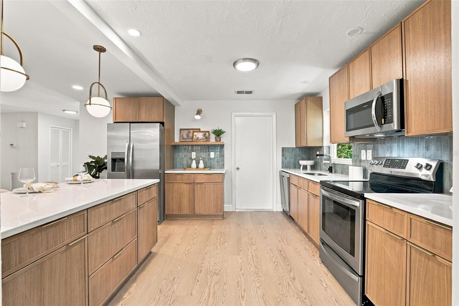 Single Family Residence at 11515 IMPERIAL GROVE DR W, LARGO, photo 24 of 47