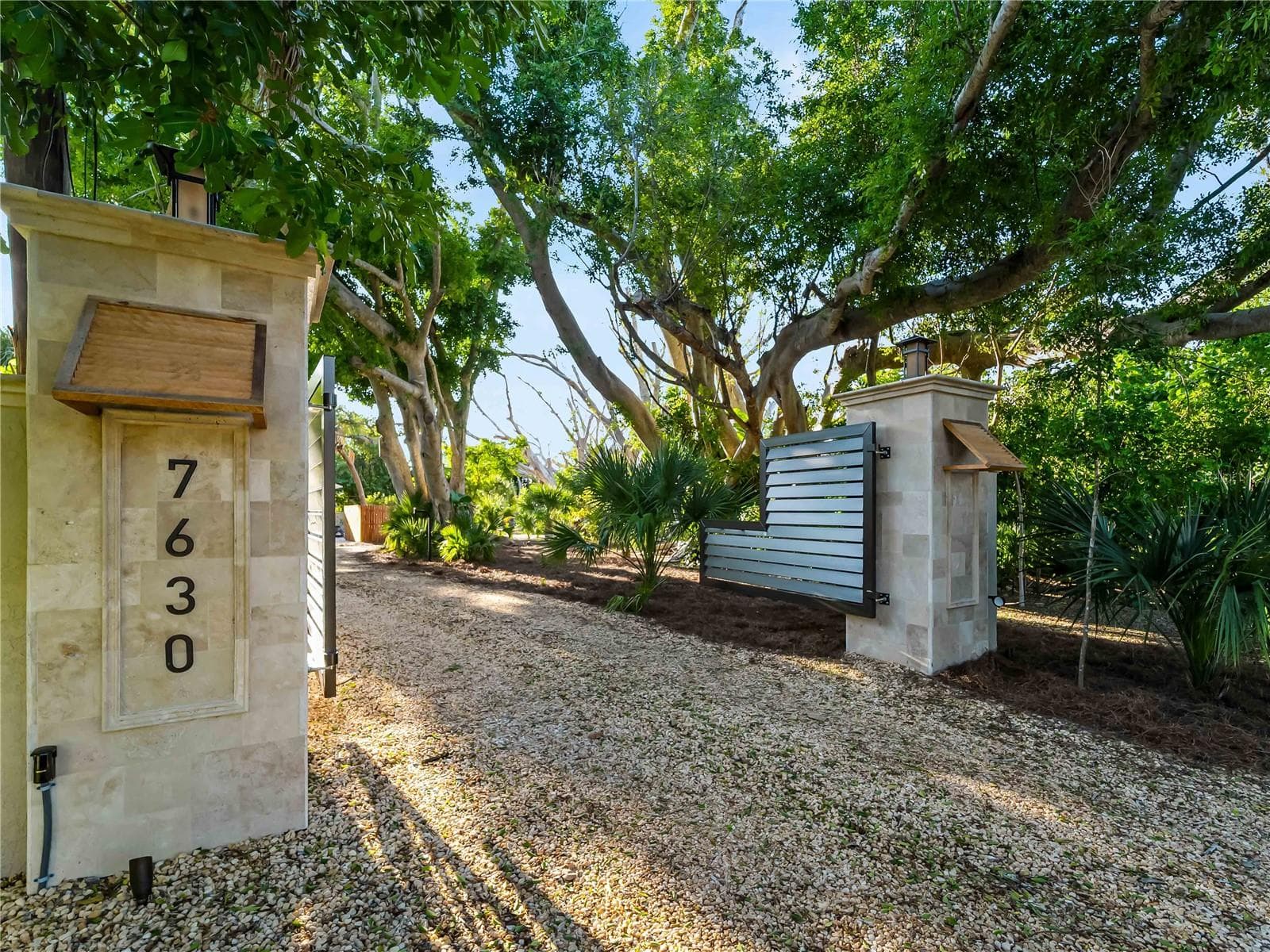 Single Family Residence at 7630 MANASOTA KEY RD, ENGLEWOOD, photo 16 of 81