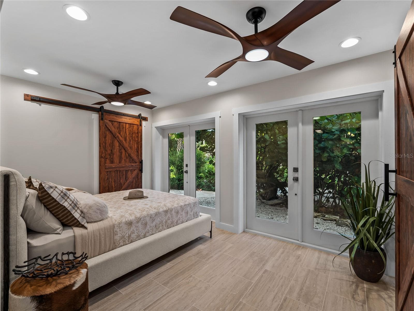 Single Family Residence at 7630 MANASOTA KEY RD, ENGLEWOOD, photo 43 of 81