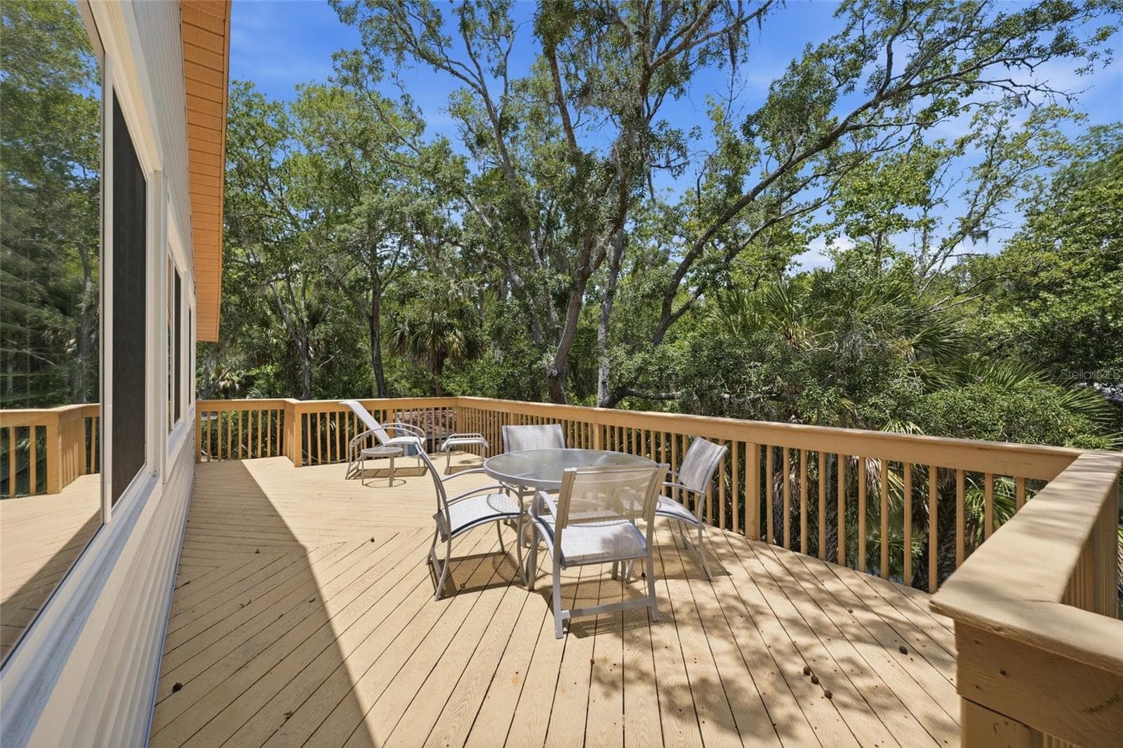 Single Family Residence at 8180 ANCHOR POINT DR, WEEKI WACHEE, photo 3 of 17