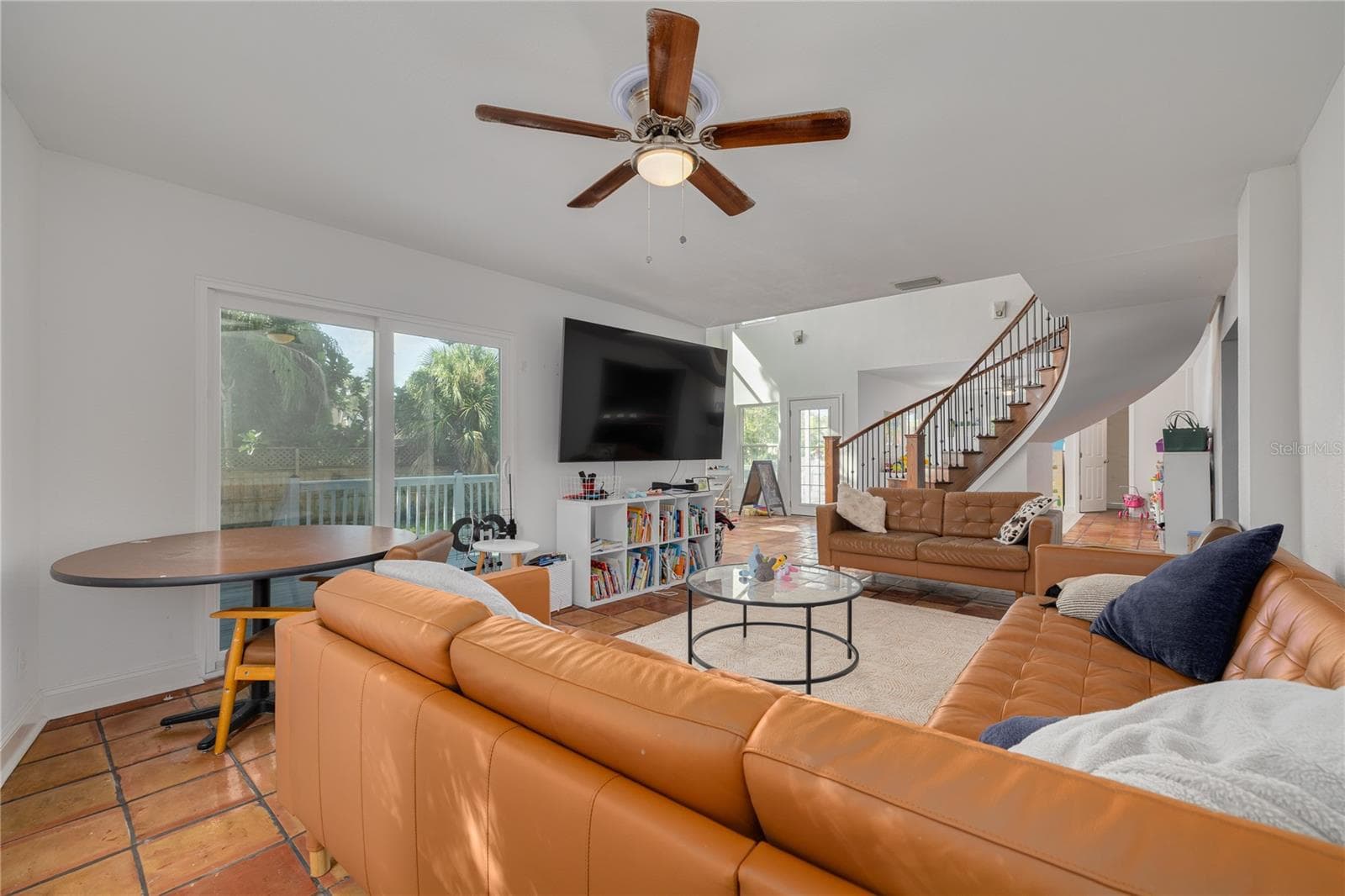 Single Family Residence at 874 SERPENTINE DR S, ST PETERSBURG, photo 12 of 59