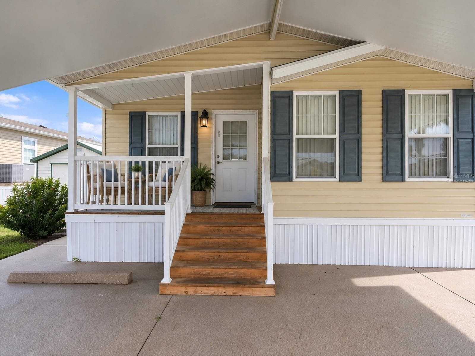 Virtually staged for visualization purposes. - 59 BEAVERKILL DR, LAKE WALES