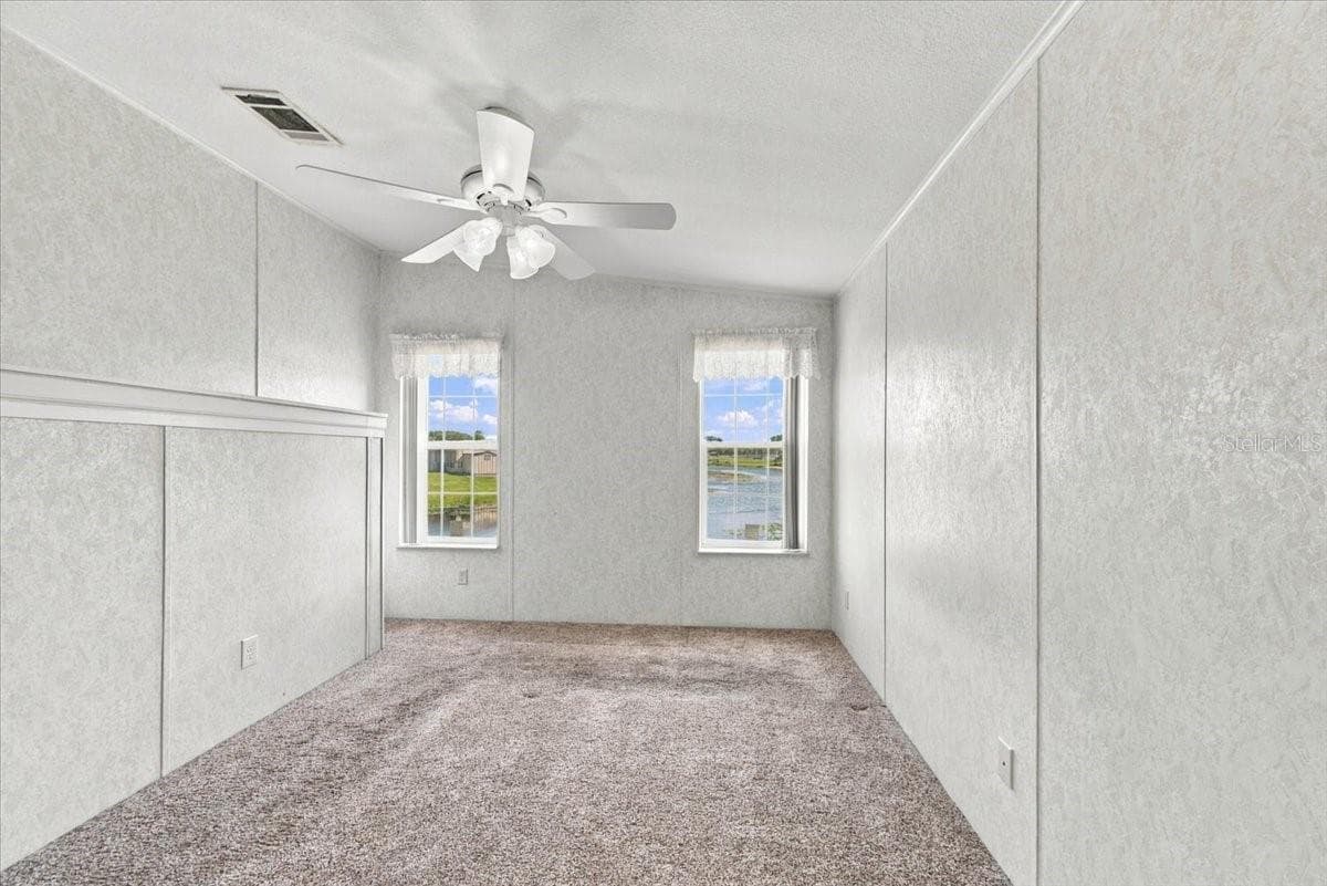 Manufactured Home at 59 BEAVERKILL DR, LAKE WALES, photo 25 of 56