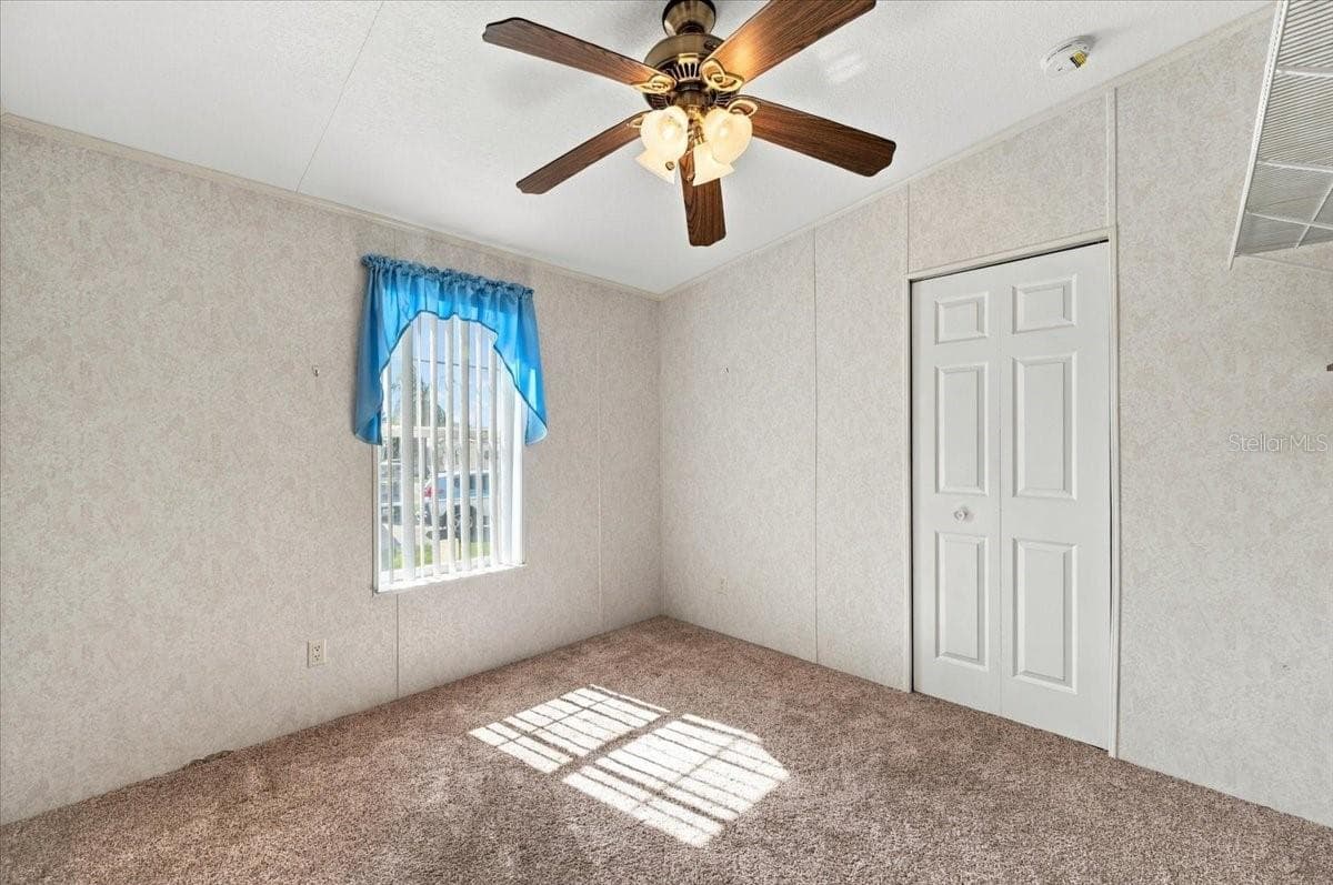 Bedroom 3 - off the living room - 59 BEAVERKILL DR, LAKE WALES