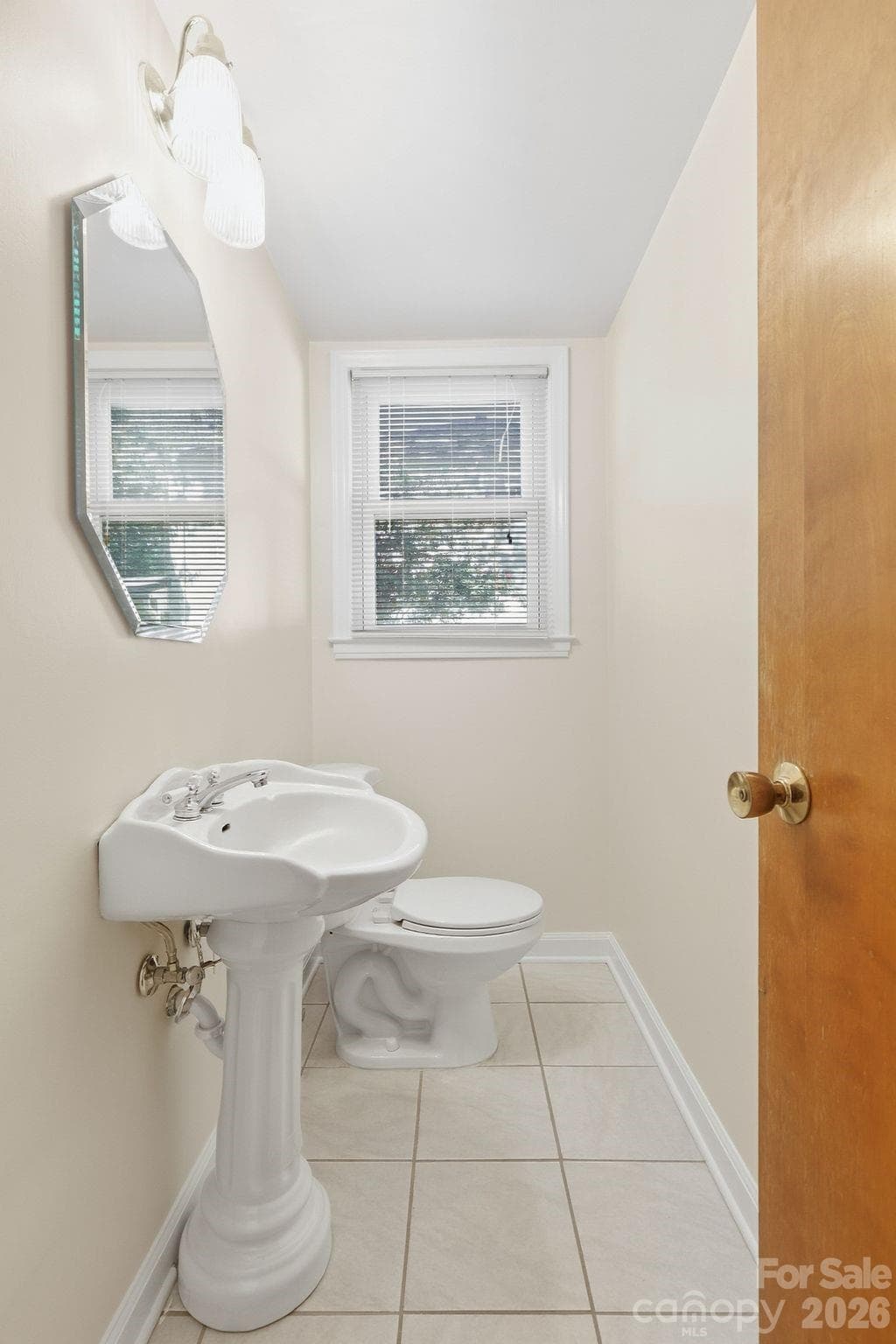 Powder Room - 4235 Blalock Avenue, Charlotte