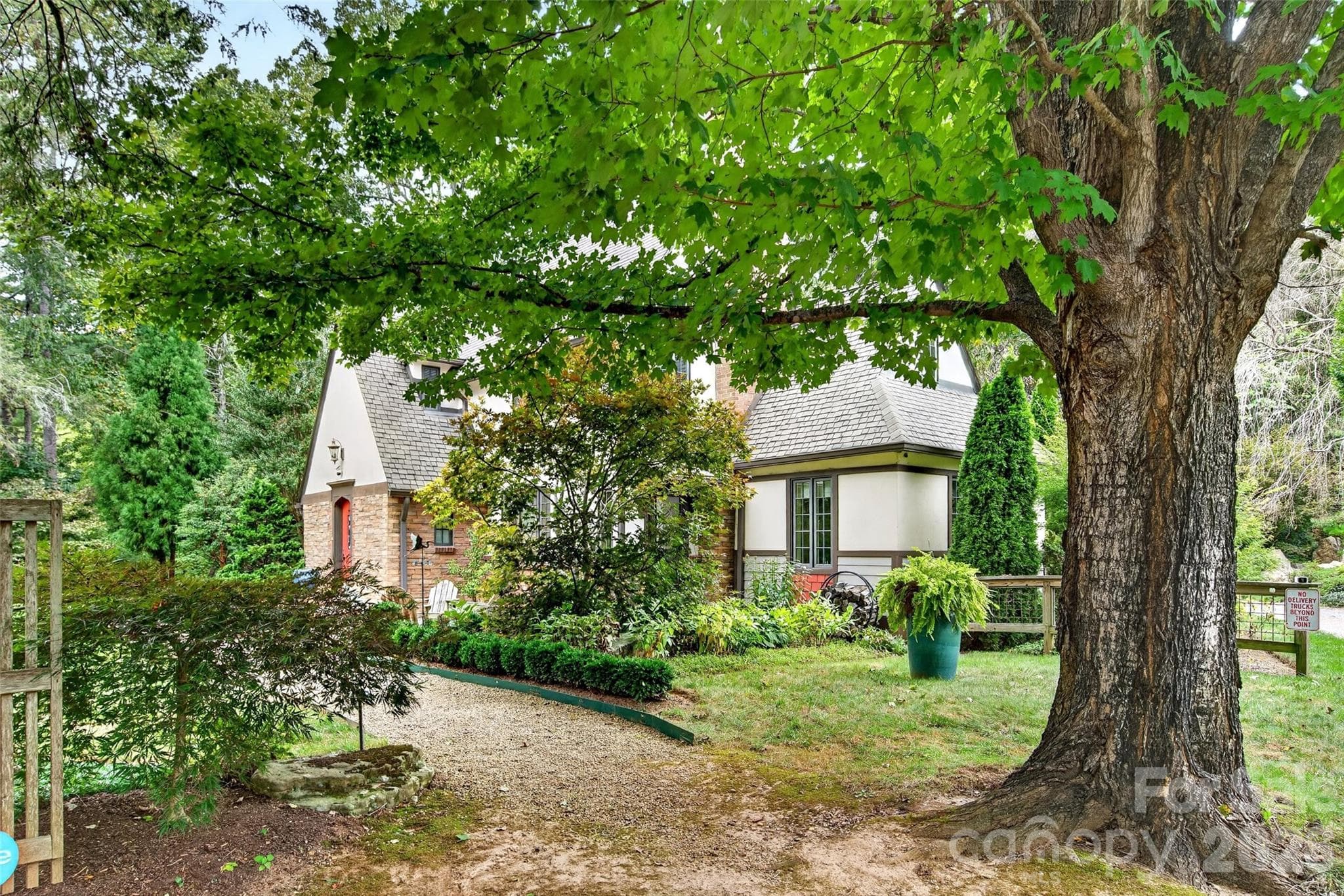 Single Family Residence at 22 Manchester Drive, Asheville, photo 5 of 44