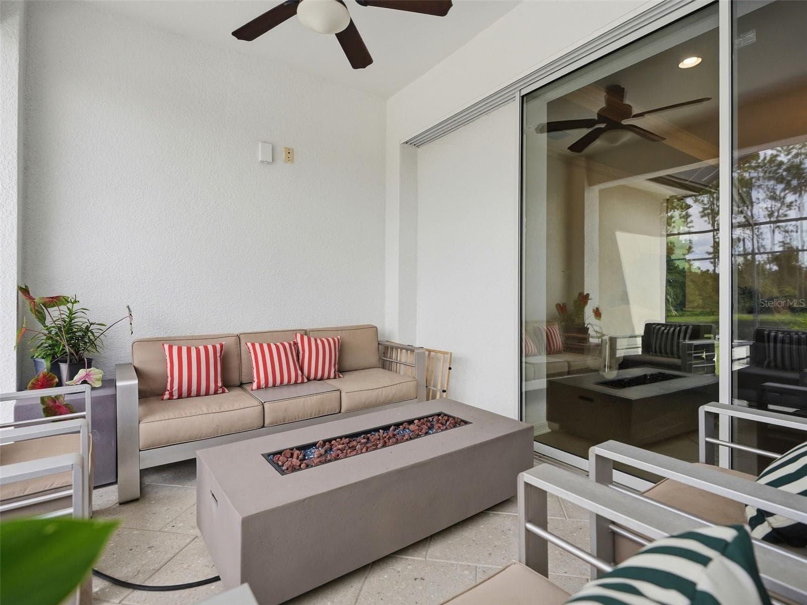 Single Family Residence at 33655 WILLOW POINT CT, WESLEY CHAPEL, photo 44 of 69