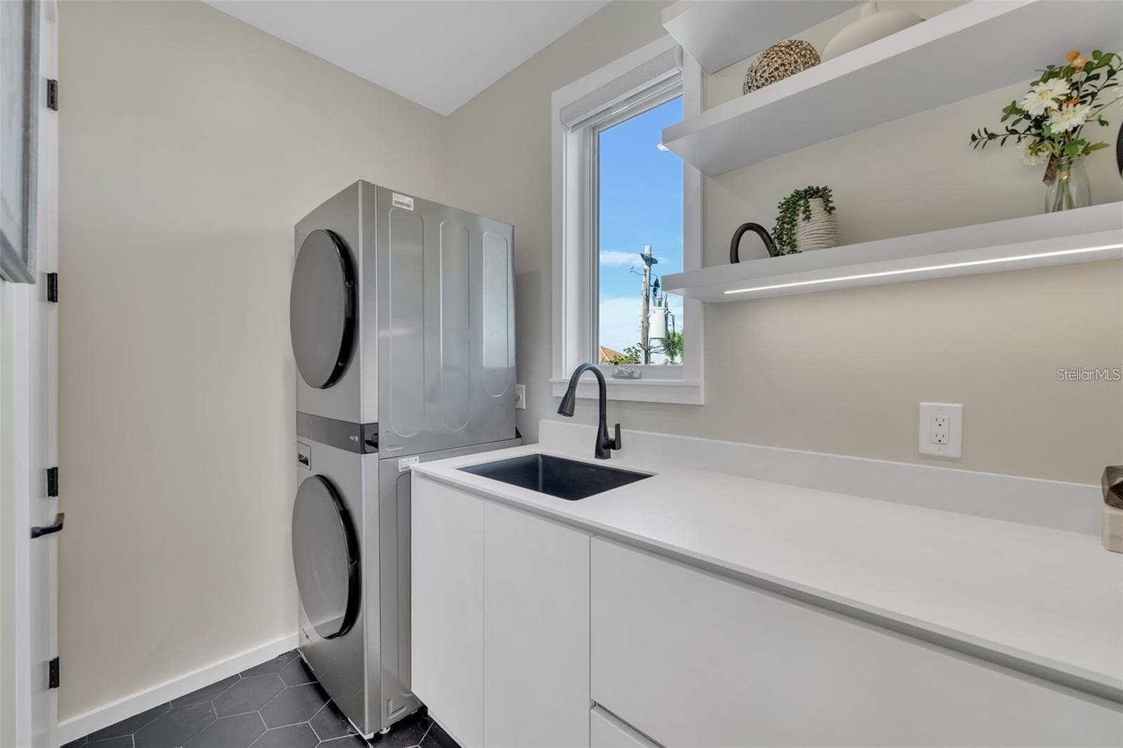 Laundry room - 1406 TANGIER WAY, SARASOTA
