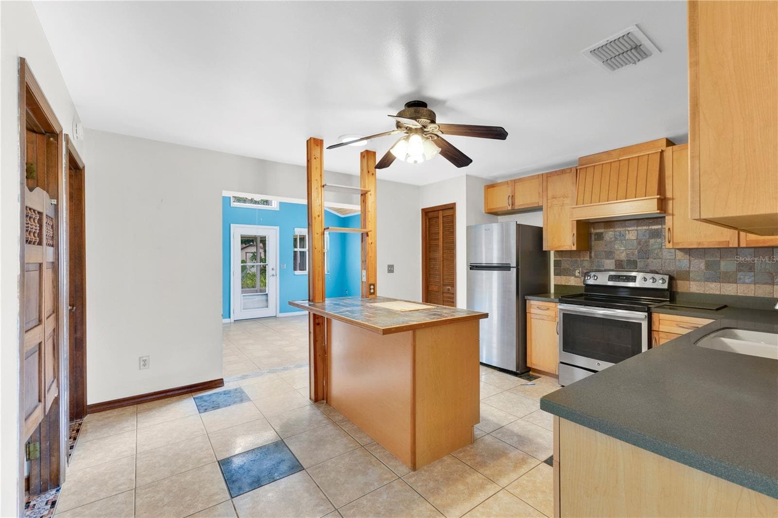 Kitchen - 1519 MICHIGAN AVE, ST CLOUD