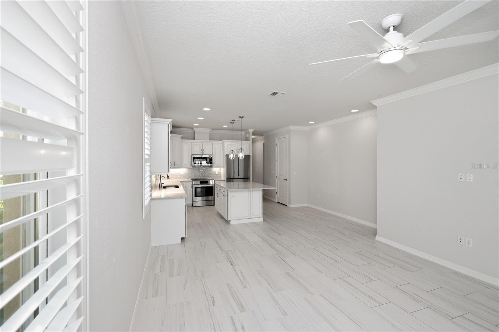 Villa at 125 COLEBROOK CT, VENICE, photo 9 of 33