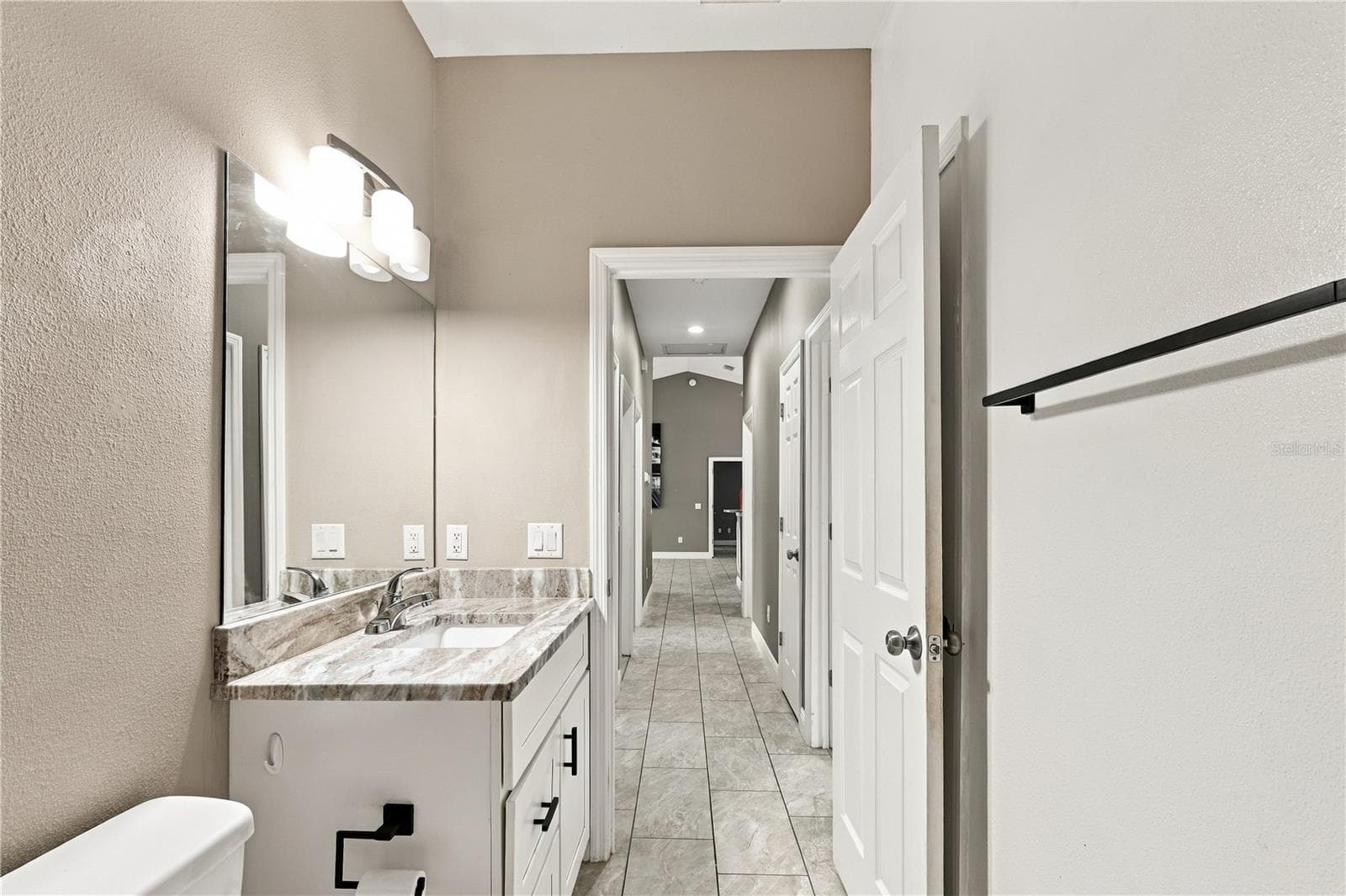 Single Family Residence at 645 MARION OAKS TRL, OCALA, photo 35 of 56