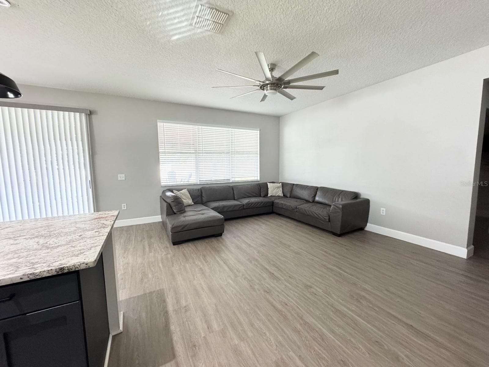 Single Family Residence at 10313 STRATFORD POINTE AVE, ORLANDO, photo 6 of 16