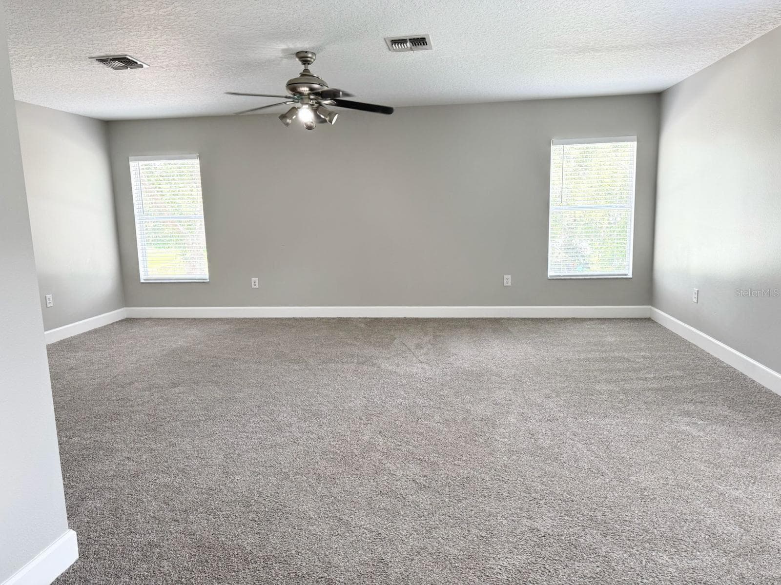Single Family Residence at 10313 STRATFORD POINTE AVE, ORLANDO, photo 9 of 16