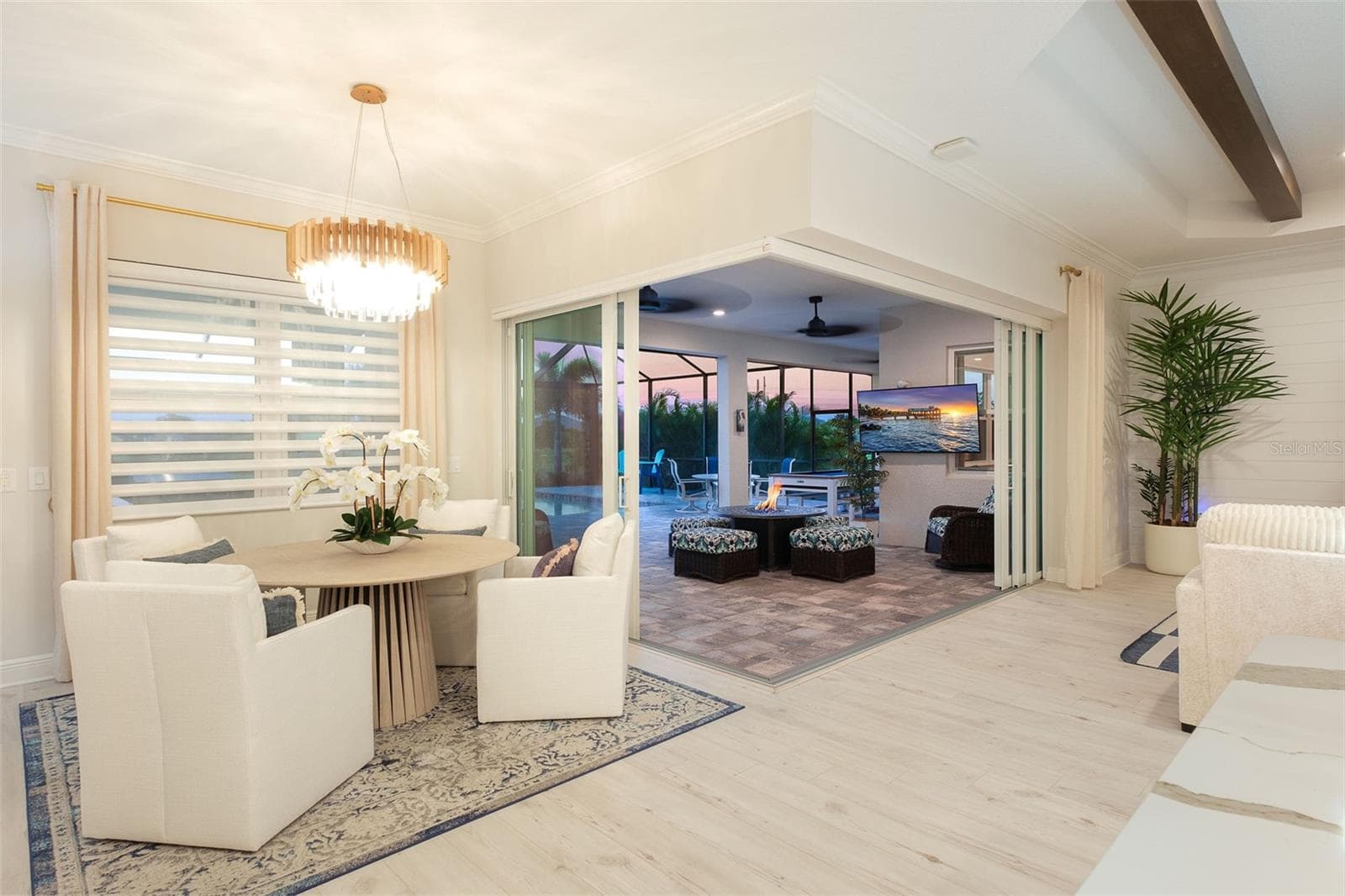 Dining open to Lanai - 11165 HOGAN CIR, ENGLEWOOD