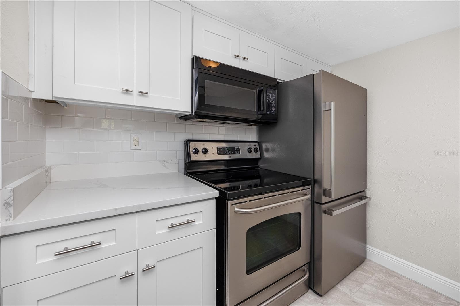 Refridgerator & Dishwasher 2023 - 3610 42ND ST S #C, ST PETERSBURG