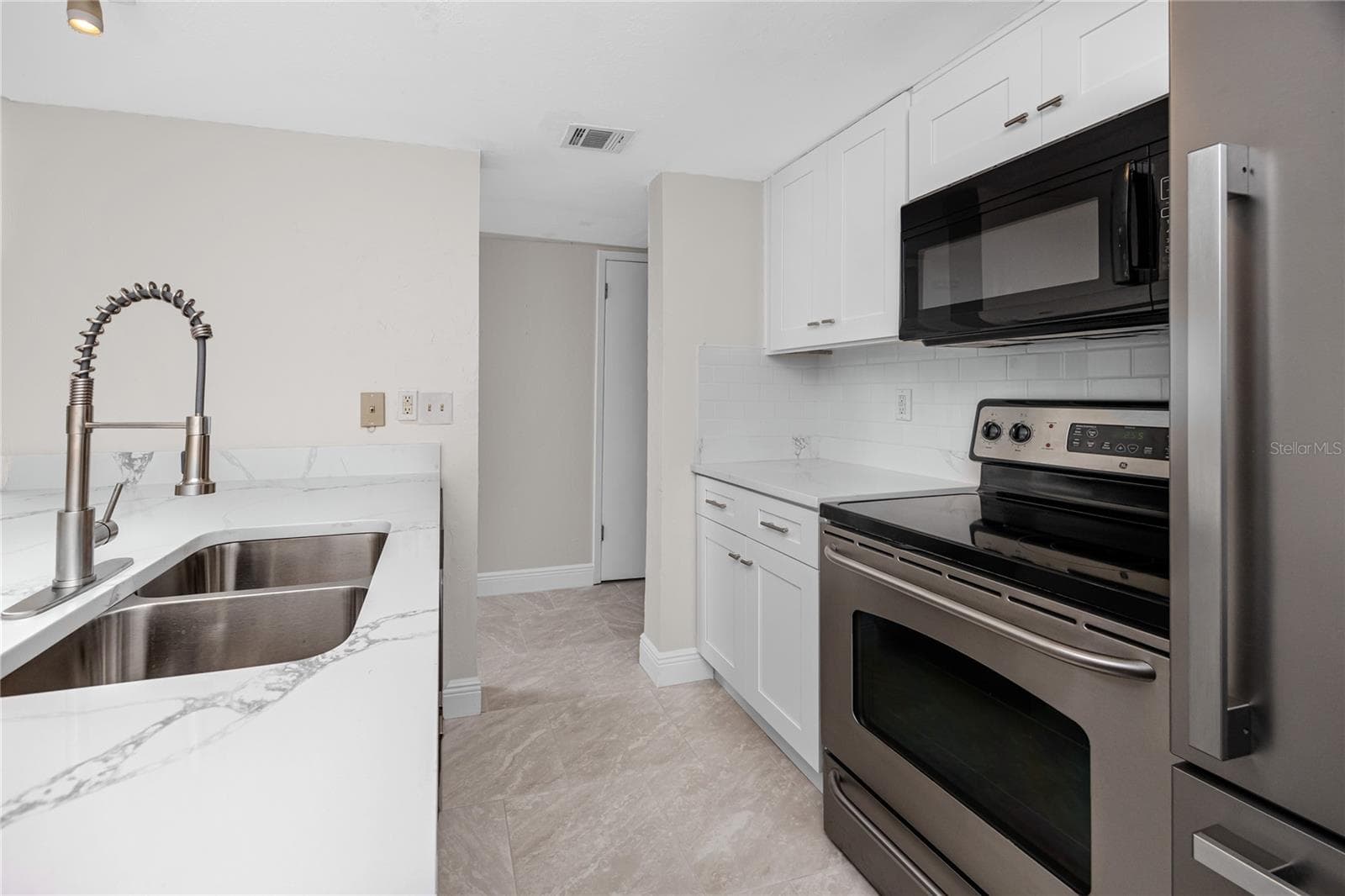 Townhouse at 3610 42ND ST S #C, ST PETERSBURG, photo 8 of 72