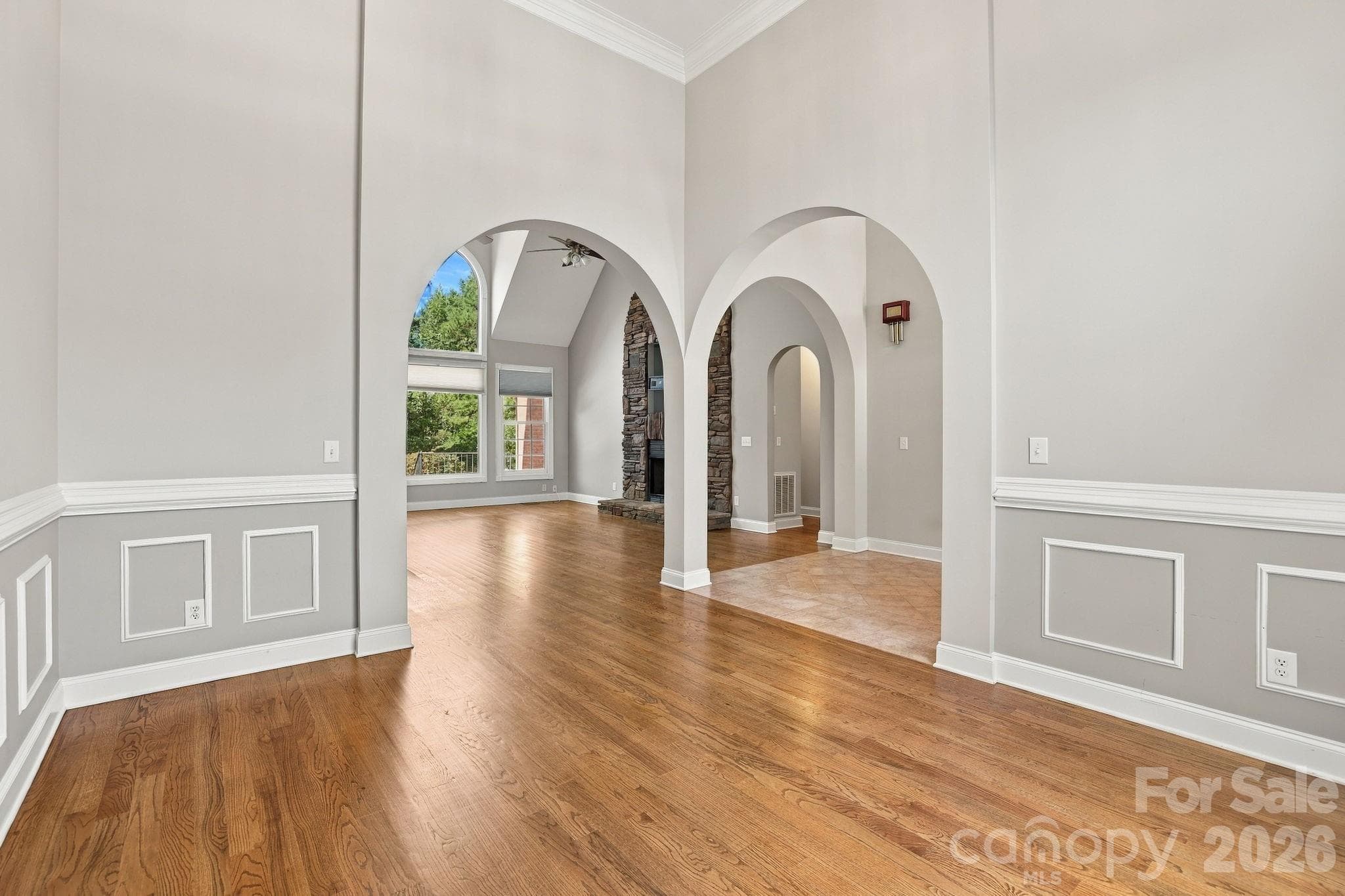 Single Family Residence at 1304 Glenview Lane, Rock Hill, photo 4 of 48