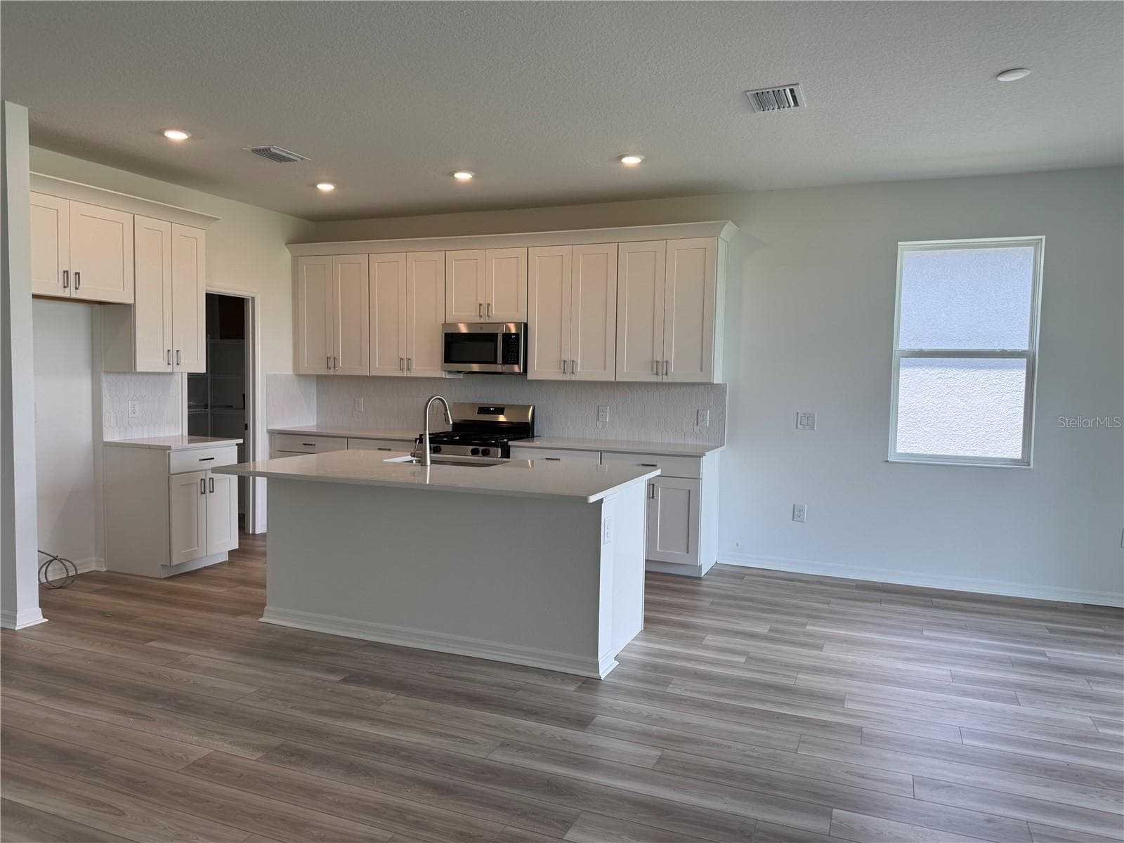 Single Family Residence at 8708 CANARD CV, PALMETTO, photo 52 of 54