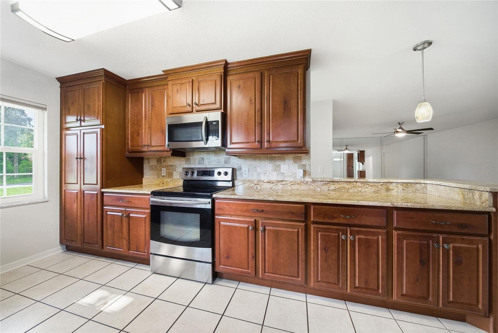 Single Family Residence at 9401 N ROME CIR, TAMPA, photo 12 of 27