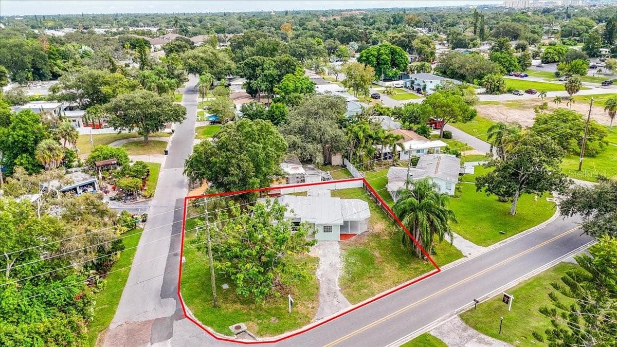 Single Family Residence at 6790 DATE PALM AVE S, ST PETERSBURG, photo 24 of 28
