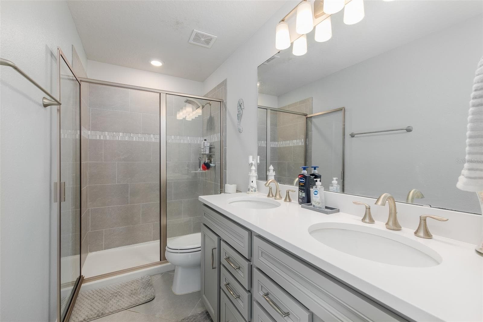 Single Family Residence at 9224 RALLY SPRING LOOP, WESLEY CHAPEL, photo 25 of 52