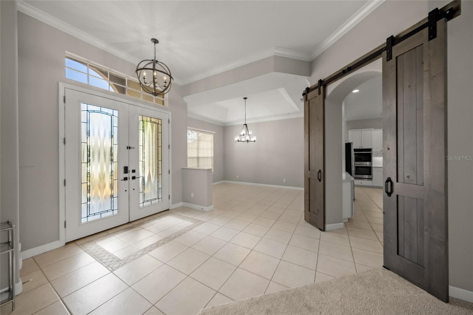 Single Family Residence at 9075 MISTY CREEK DR, SARASOTA, photo 6 of 86