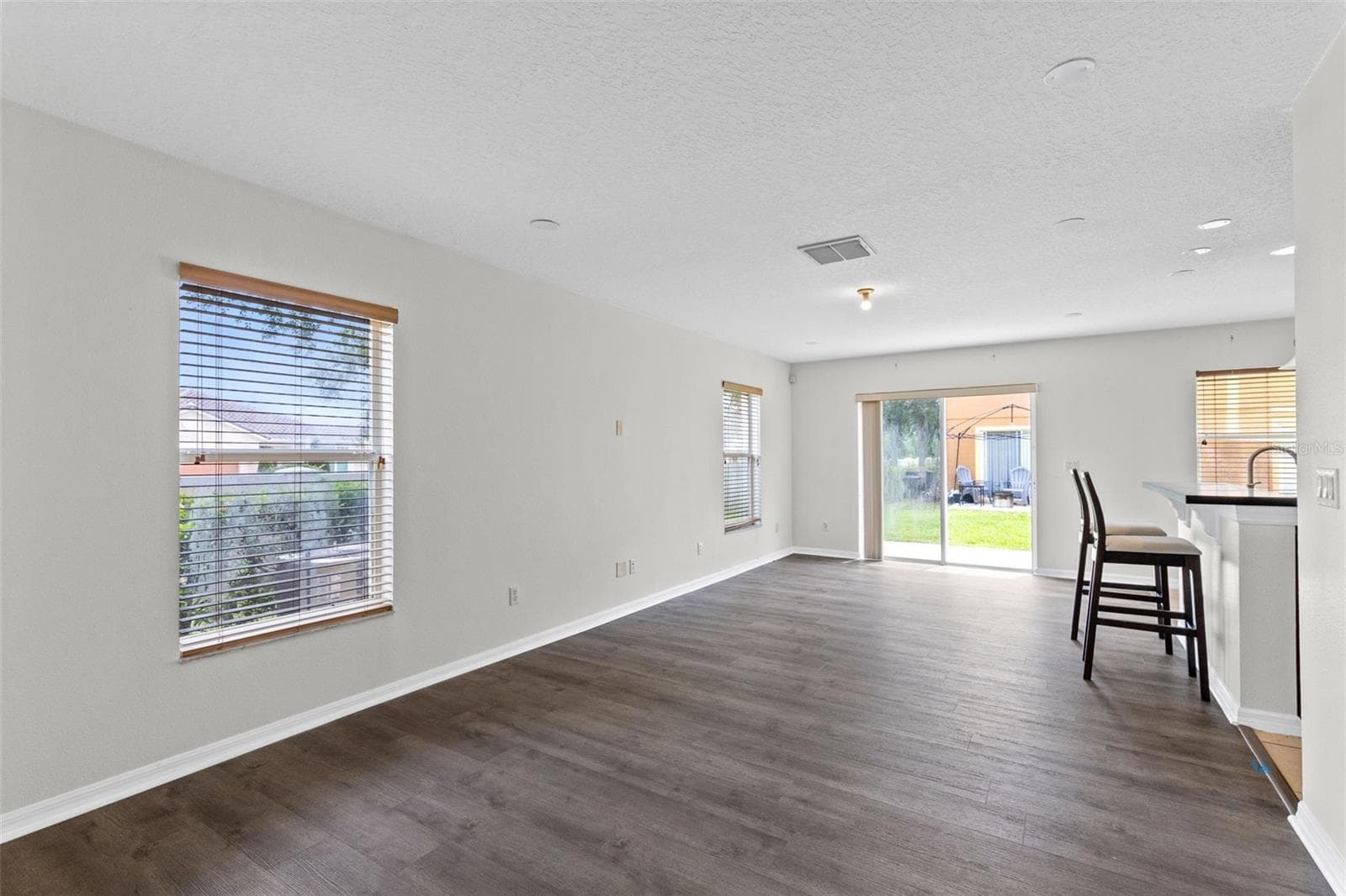 Family room area - 4231 TRIDENT PT, OVIEDO