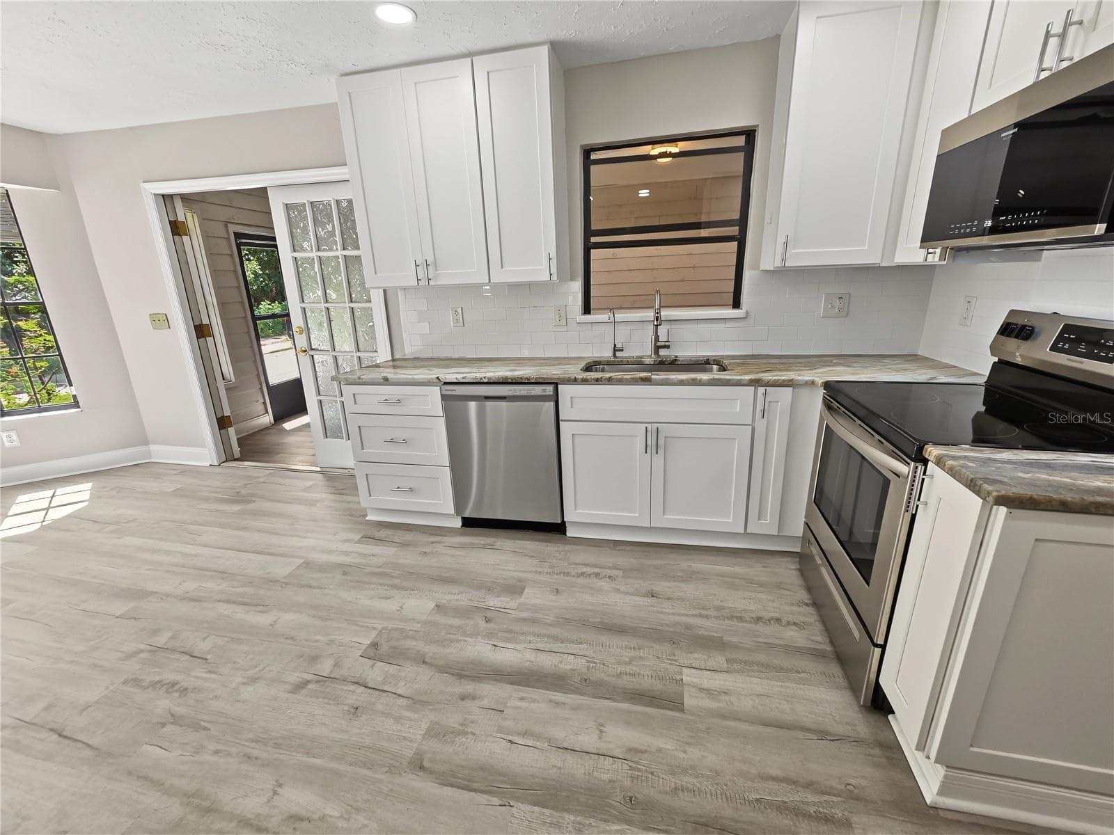 Single Family Residence at 4598 CACTUS AVE, SARASOTA, photo 26 of 95