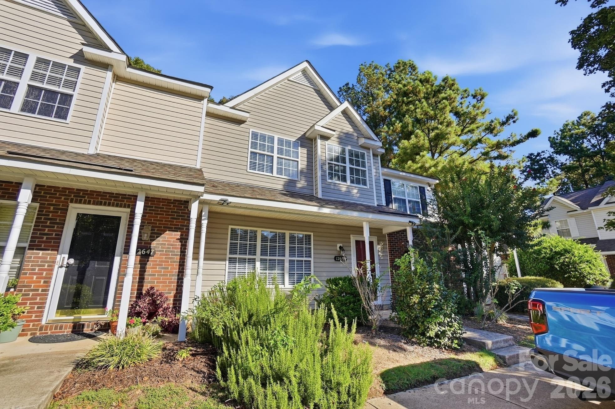 Townhouse at 12651 Bluestem Lane, Charlotte, photo 4 of 37