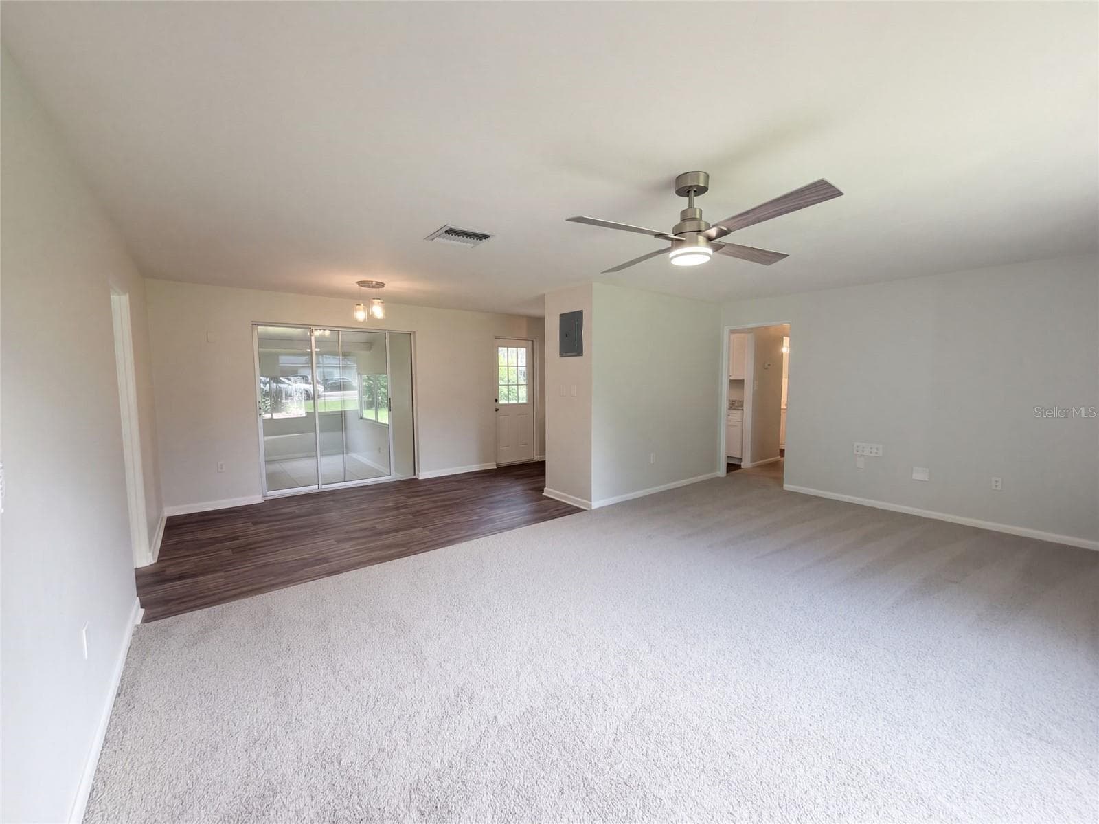 Single Family Residence at 411 W SEMINOLE AVE, EUSTIS, photo 10 of 23